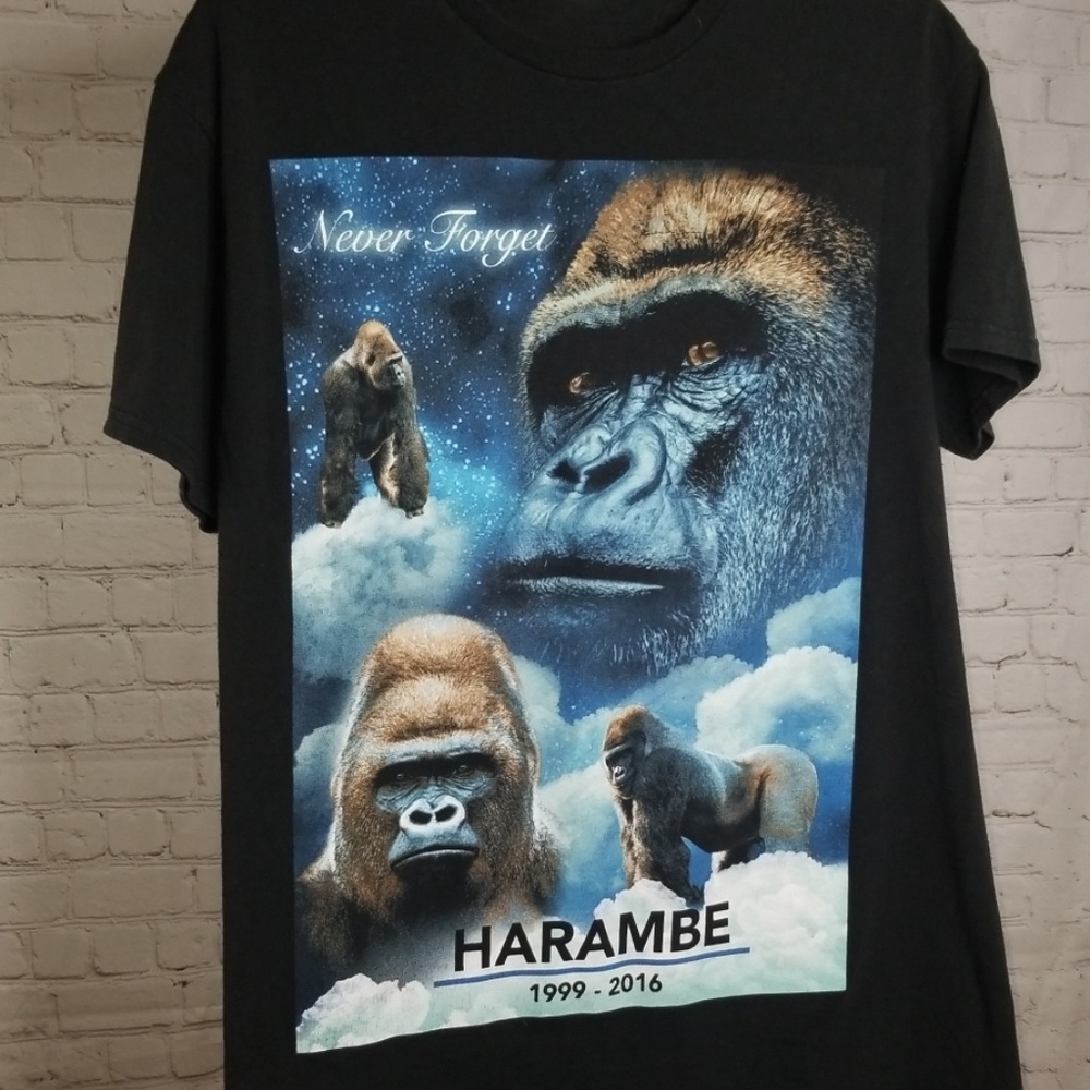 Never Forget Harambe (1999-2016) Graphic Tee.